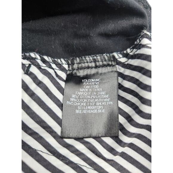 Volcom Women's 7 Black Shortie Chino Shorts - Picture 3 of 7